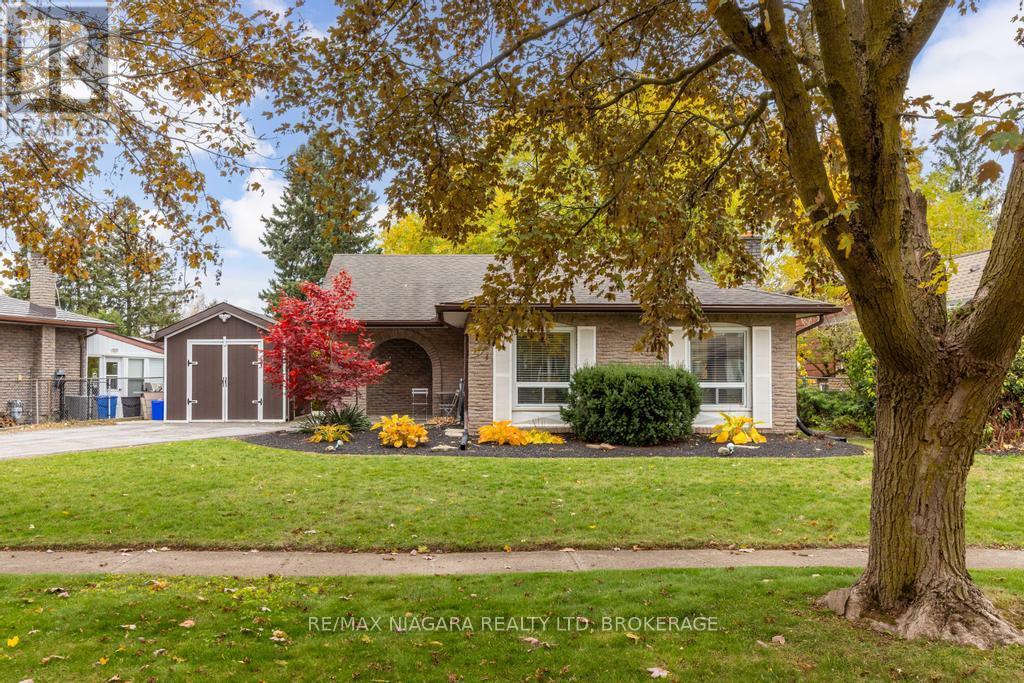 5674 HILLCREST CRESCENT, niagara falls (church's lane), Ontario