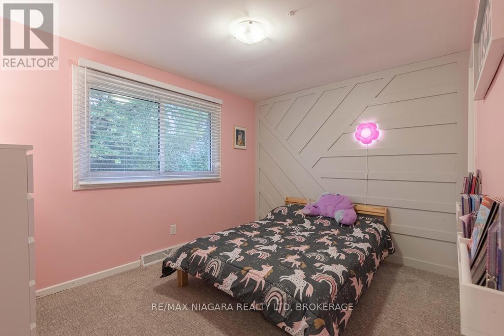 5674 Hillcrest Crescent, Niagara Falls (Church's Lane), Ontario  L2J 2A5 - Photo 12 - X12516482