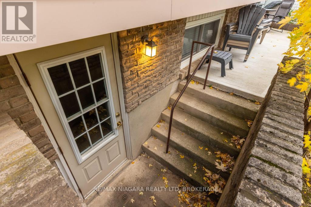 5674 Hillcrest Crescent, Niagara Falls (Church's Lane), Ontario  L2J 2A5 - Photo 22 - X12516482