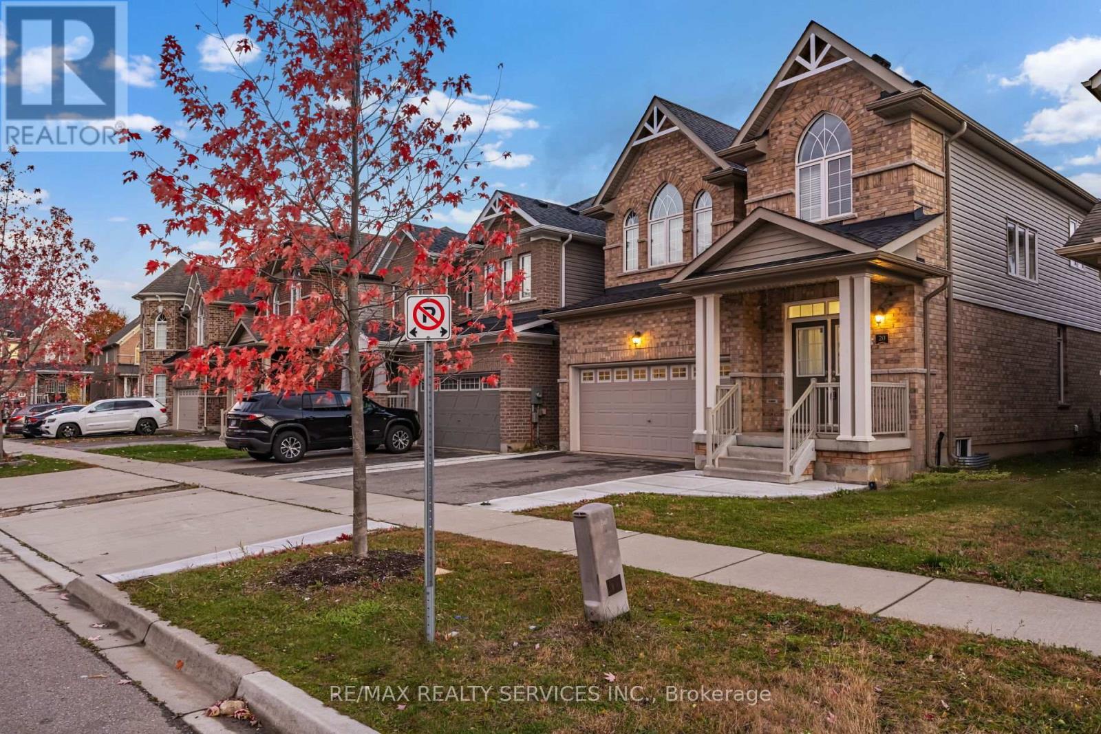 20 Cherry Taylor Avenue, Cambridge, Ontario N3H 0B5 - Photo 2 - X12508276