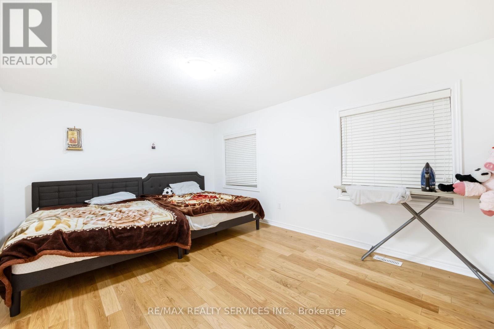 20 Cherry Taylor Avenue, Cambridge, Ontario N3H 0B5 - Photo 25 - X12508276