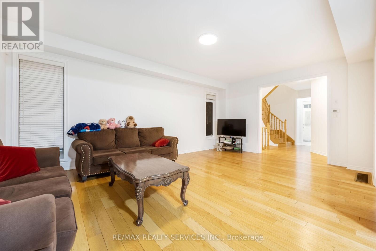 20 Cherry Taylor Avenue, Cambridge, Ontario N3H 0B5 - Photo 7 - X12508276