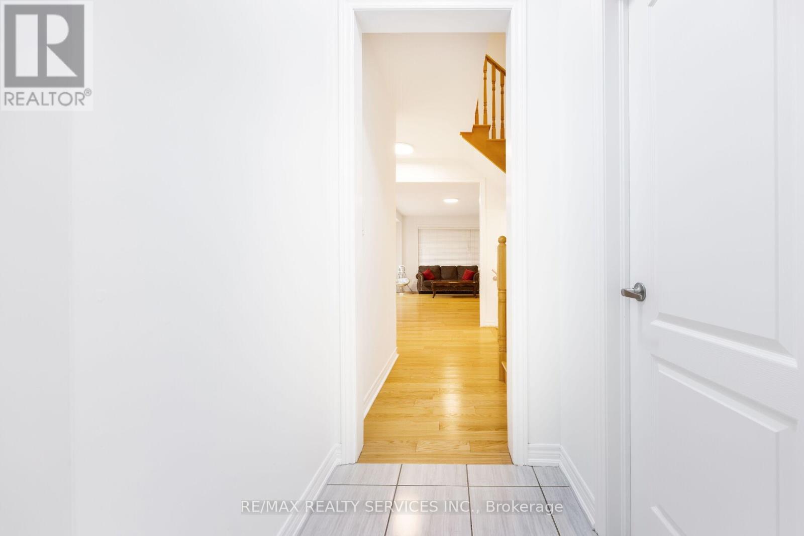 20 Cherry Taylor Avenue, Cambridge, Ontario N3H 0B5 - Photo 4 - X12508276