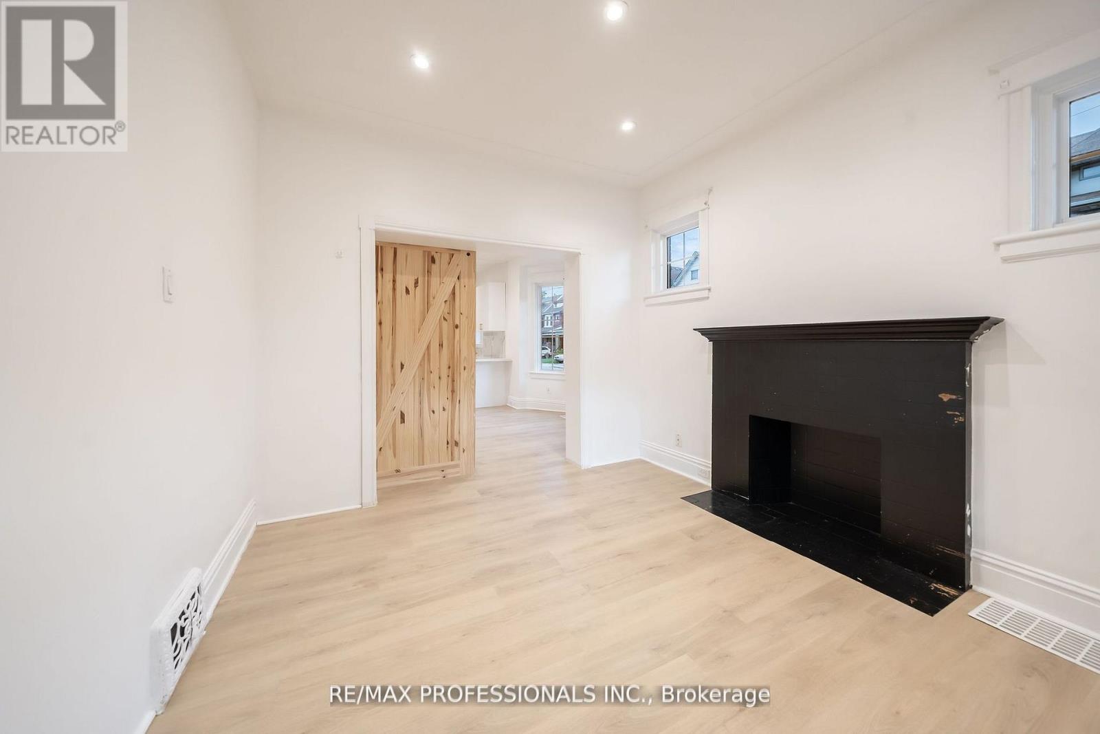 129 Balsam Avenue S, Hamilton, Ontario  L8M 3B4 - Photo 7 - X12515874