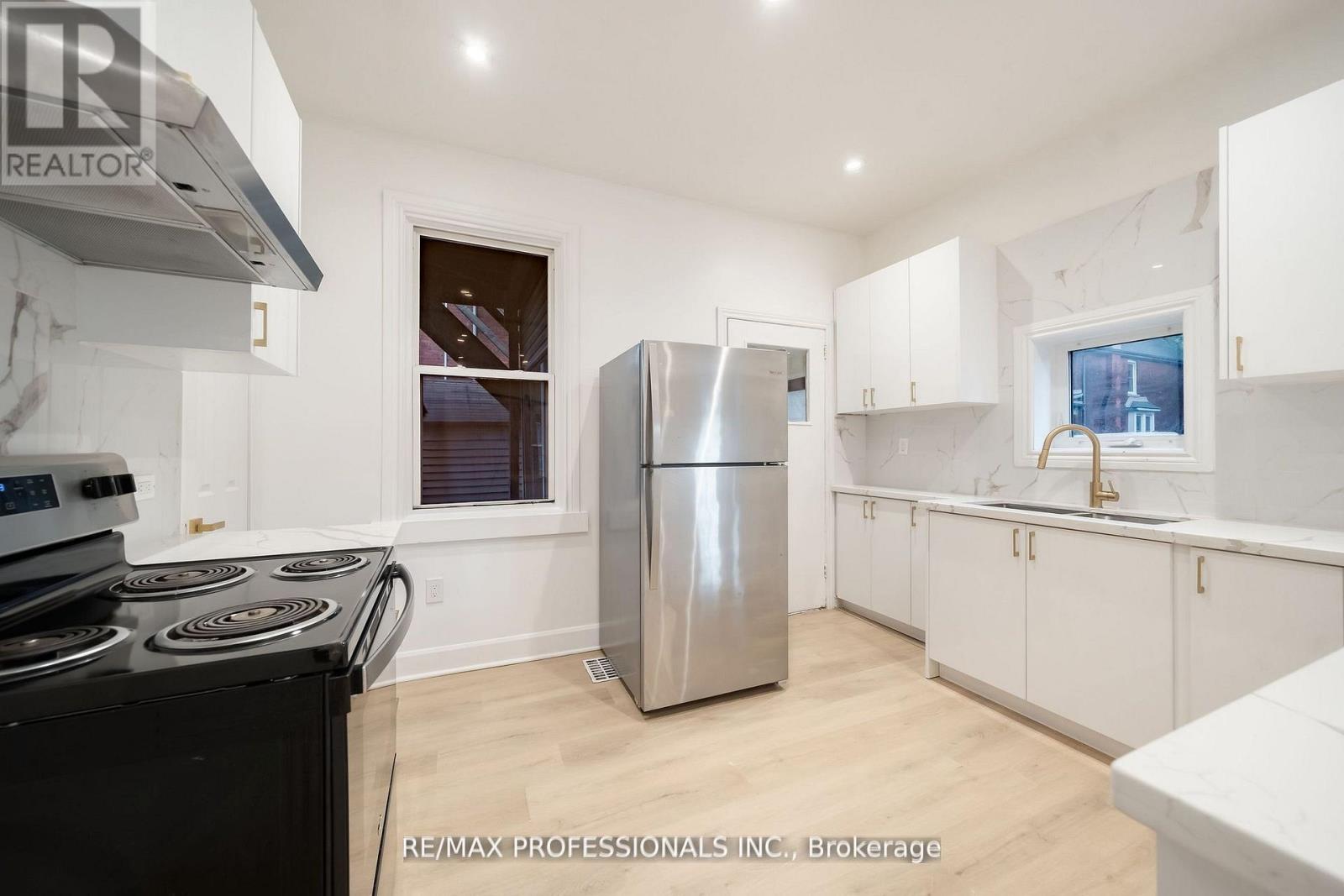 129 Balsam Avenue S, Hamilton, Ontario  L8M 3B4 - Photo 9 - X12515874