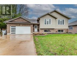 500 BOYNE AVENUE, North Perth, Ontario