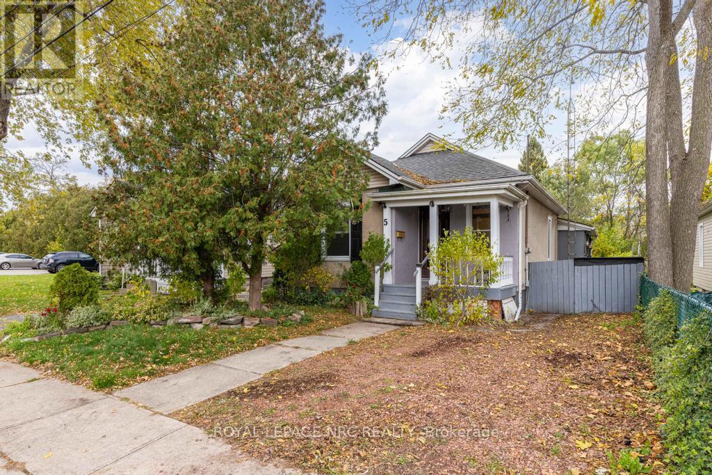 5 LISGAR STREET, St. Catharines, Ontario