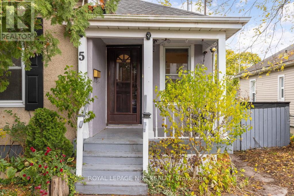 5 Lisgar Street, St. Catharines, Ontario  L2S 1P6 - Photo 3 - X12515996