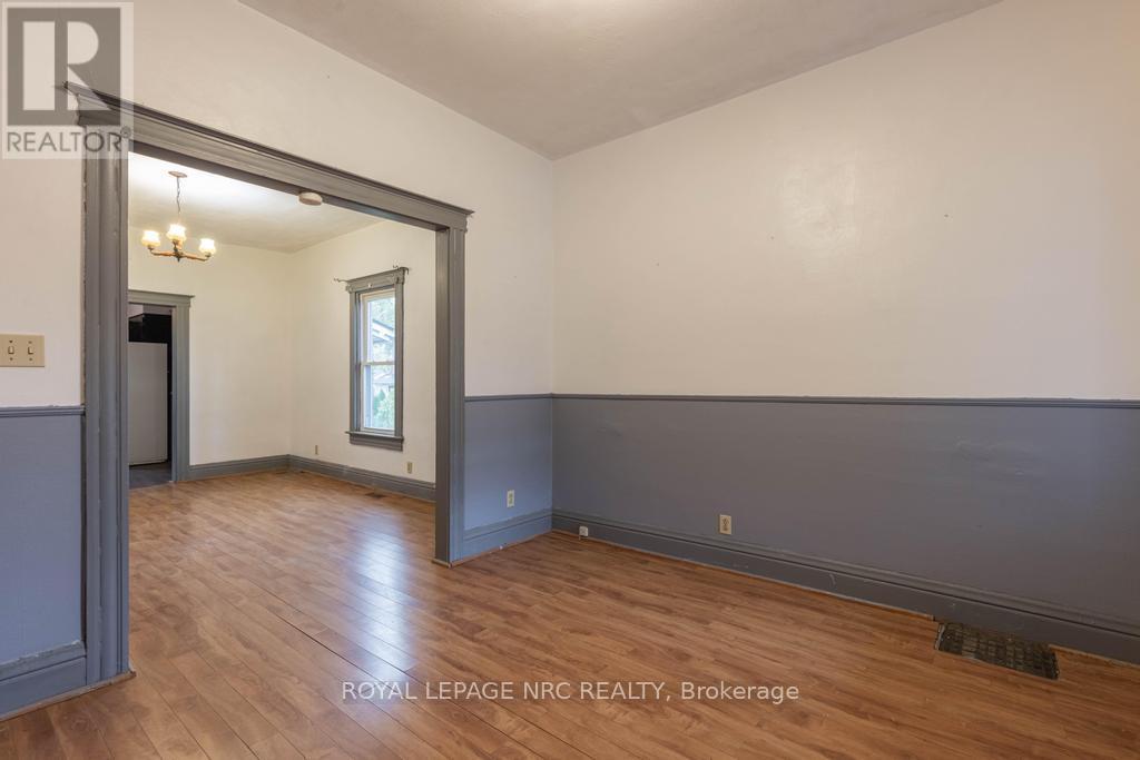 5 Lisgar Street, St. Catharines, Ontario  L2S 1P6 - Photo 5 - X12515996