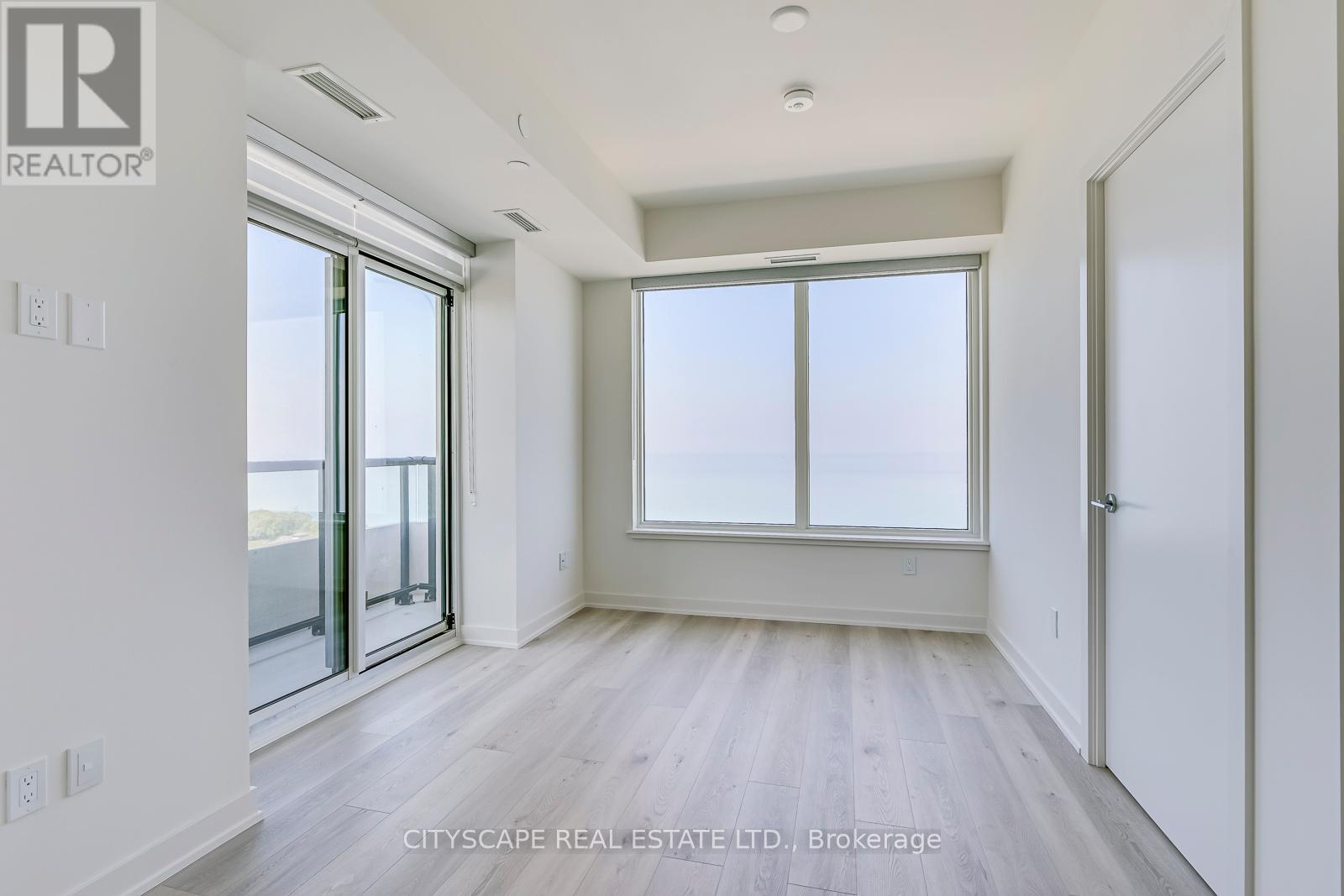 1405 - 385 Winston Road, Grimsby, Ontario  L3M 0J3 - Photo 15 - X12515998