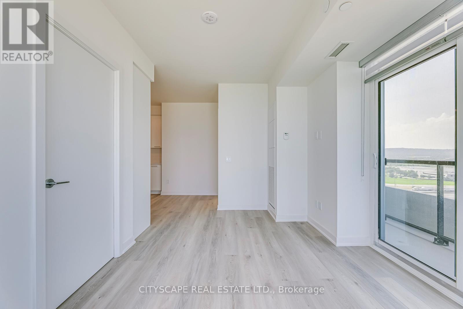 1405 - 385 Winston Road, Grimsby, Ontario  L3M 0J3 - Photo 17 - X12515998