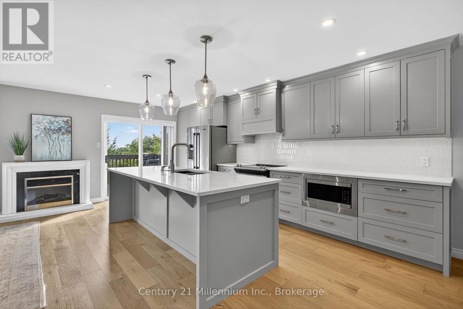 702 Spillsbury Drive, Peterborough, Ontario  K9K 2K2 - Photo 12 - X12516156