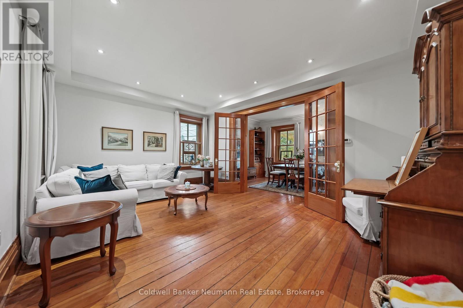 270 Woolwich Street, Guelph, Ontario  N1H 3W1 - Photo 11 - X12516358