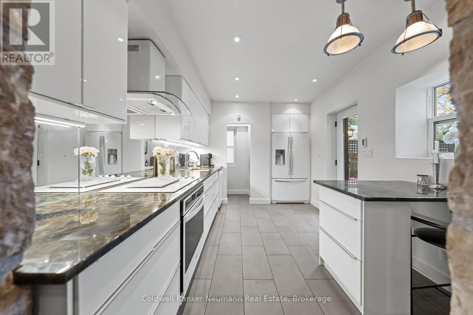 270 Woolwich Street, Guelph, Ontario  N1H 3W1 - Photo 17 - X12516358