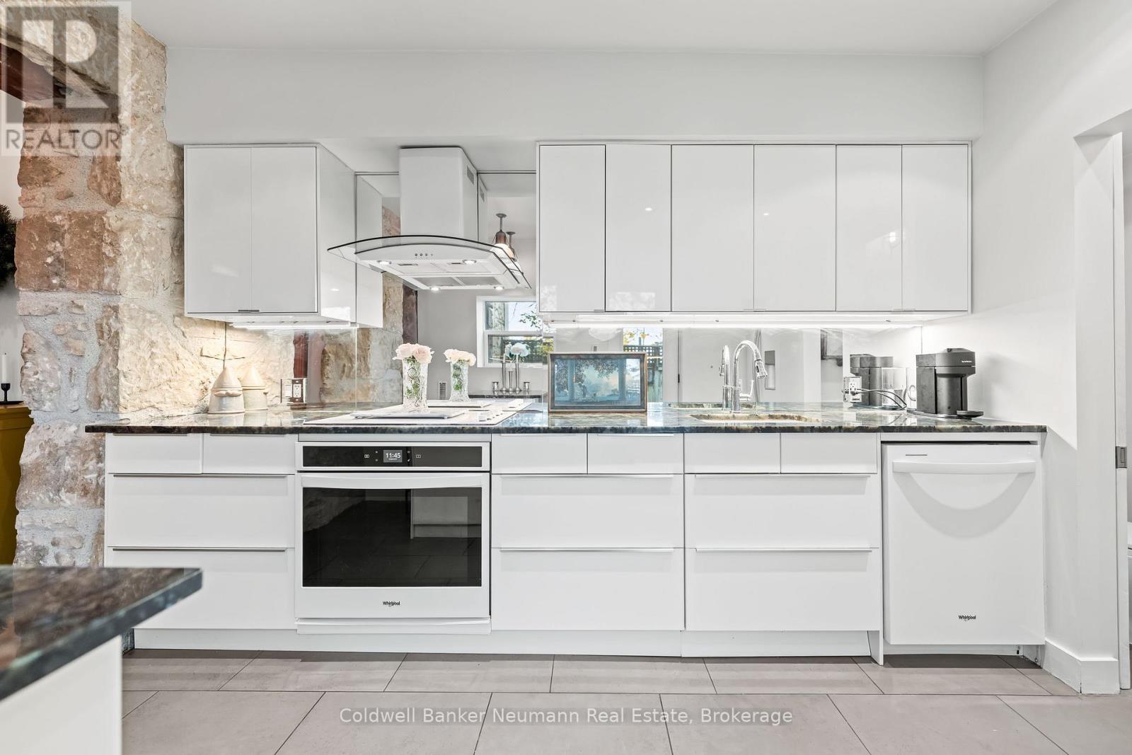 270 Woolwich Street, Guelph, Ontario  N1H 3W1 - Photo 20 - X12516358