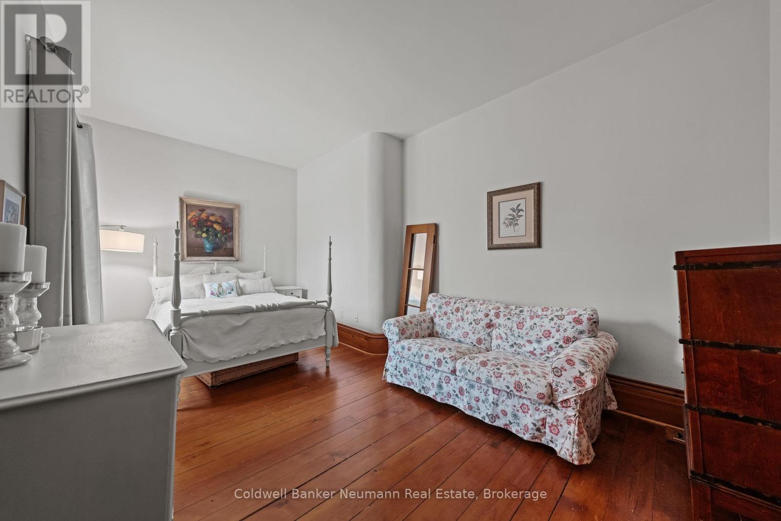 270 Woolwich Street, Guelph, Ontario  N1H 3W1 - Photo 33 - X12516358