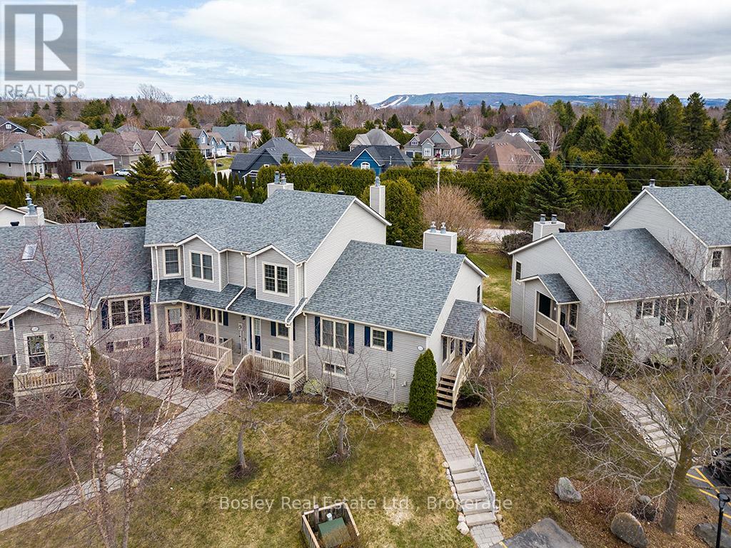 131 - 150 Victoria Street S, Blue Mountains, Ontario N0H 2P0 - Photo 3 - X12516398