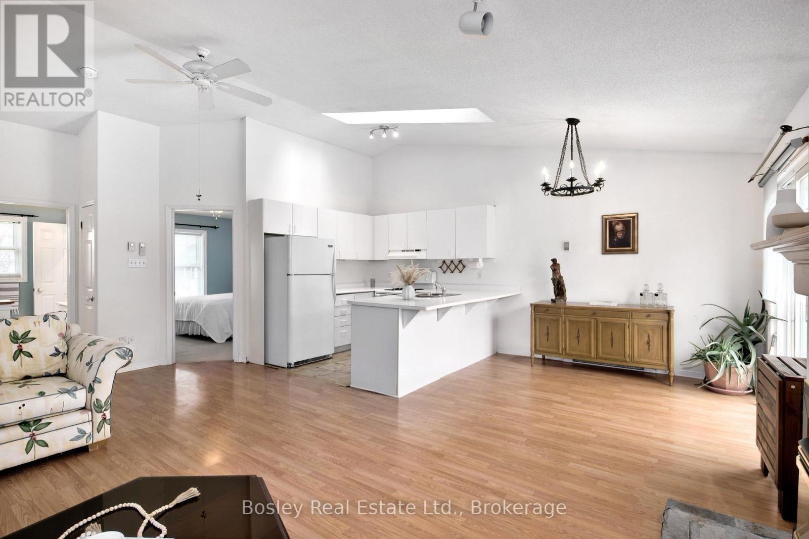 131 - 150 Victoria Street S, Blue Mountains, Ontario N0H 2P0 - Photo 9 - X12516398