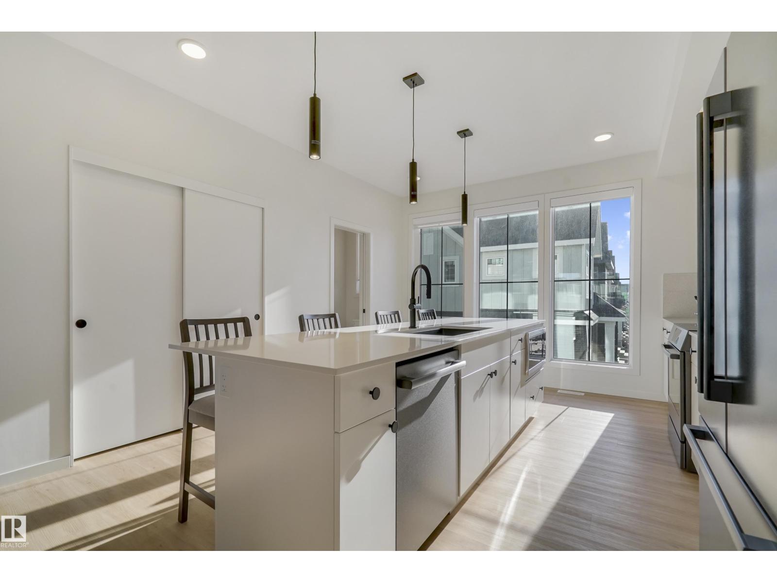 22739 82 Av Nw, Edmonton, Alberta  T5T 4N5 - Photo 3 - E4464889