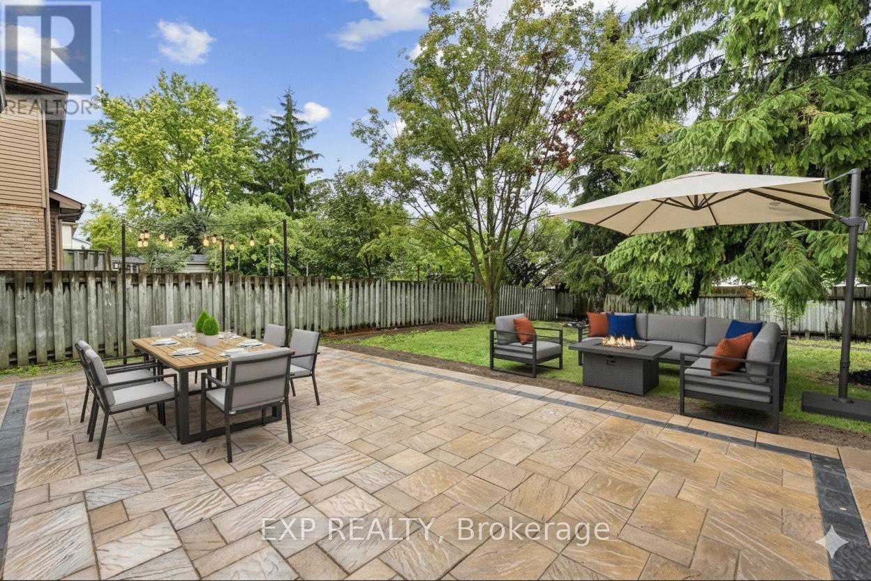 56 Manning Crescent, Newmarket, Ontario L3Y 6H4 - Photo 43 - N12377245