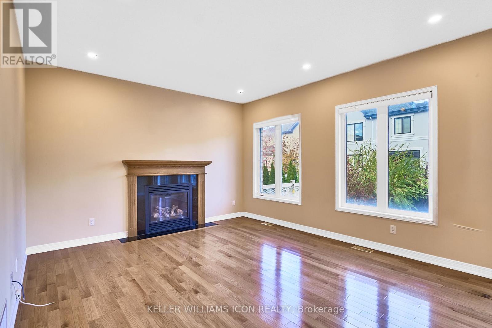 249 Madhu Crescent, Ottawa, Ontario  K2C 4J2 - Photo 10 - X12422939