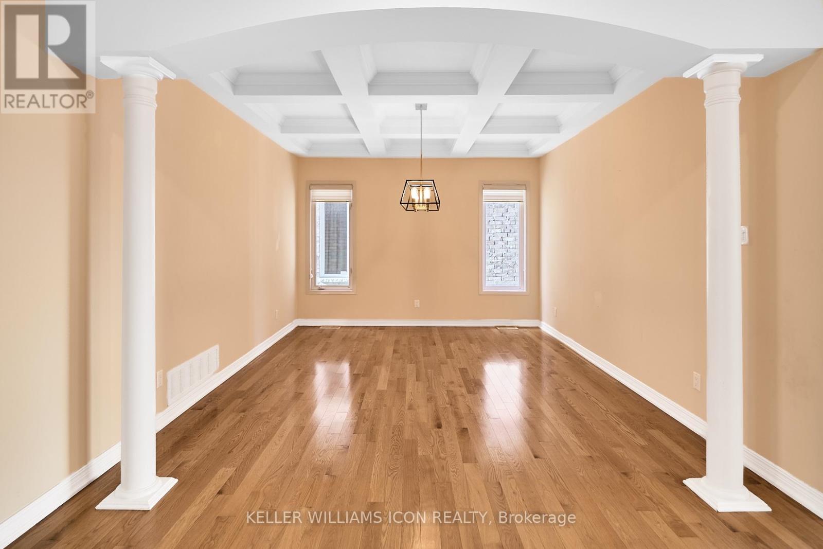 249 Madhu Crescent, Ottawa, Ontario  K2C 4J2 - Photo 7 - X12422939