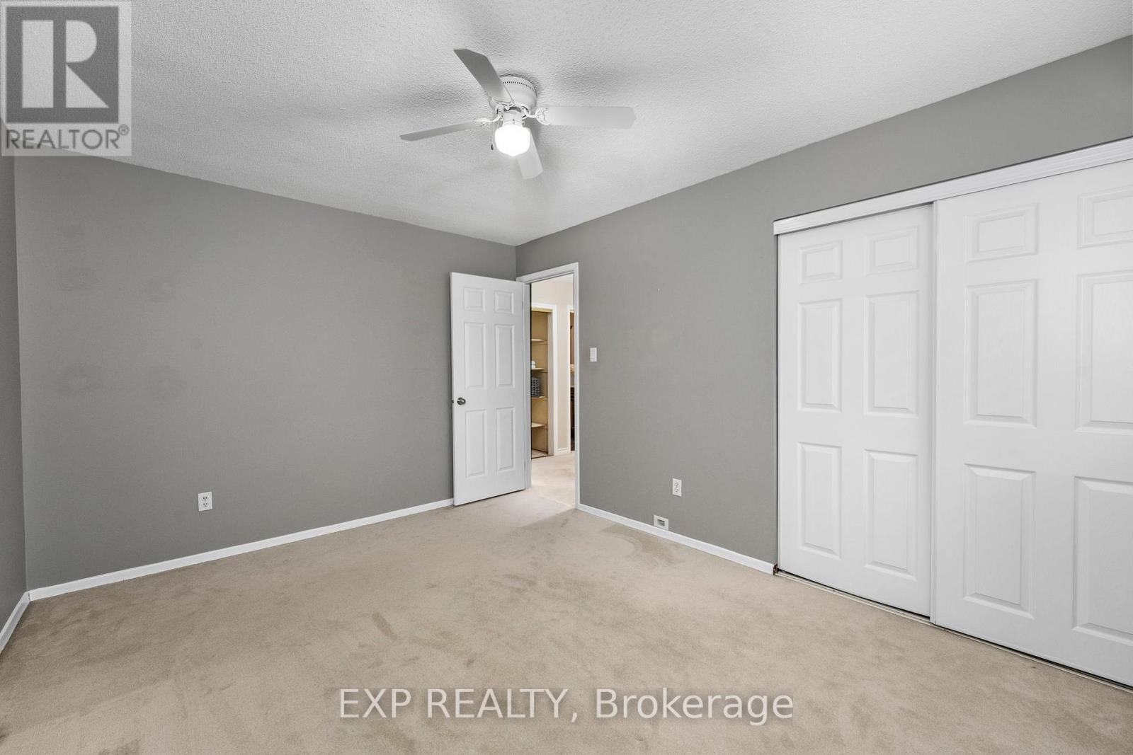 56 Manning Crescent, Newmarket, Ontario L3Y 6H4 - Photo 35 - N12377245