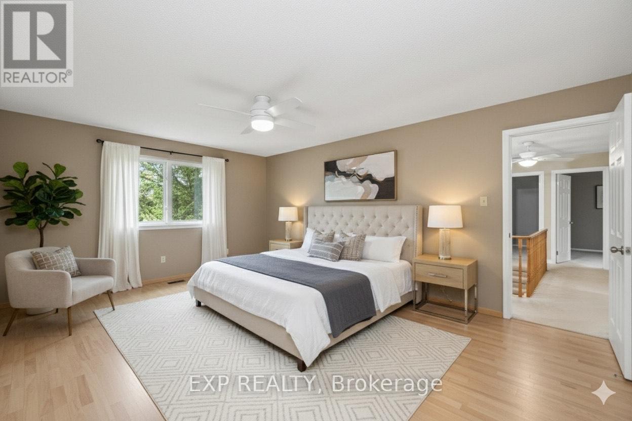 56 Manning Crescent, Newmarket, Ontario L3Y 6H4 - Photo 24 - N12377245