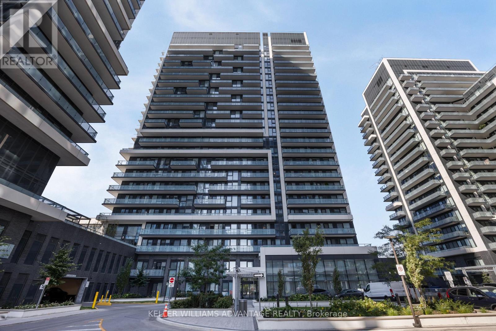 605 - 95 ONEIDA CRESCENT, Richmond Hill, Ontario