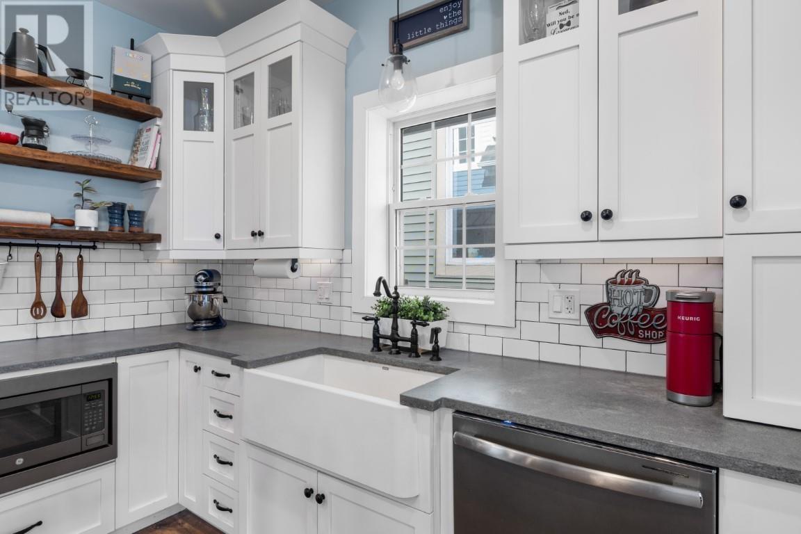 63 Broadway Street, Kensington, Prince Edward Island  C0B 0A3 - Photo 13 - 202527400