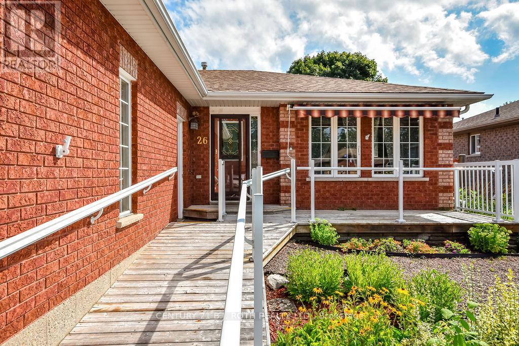 26 Johnson Street, Orillia, Ontario  L3V 7S4 - Photo 2 - S12312377