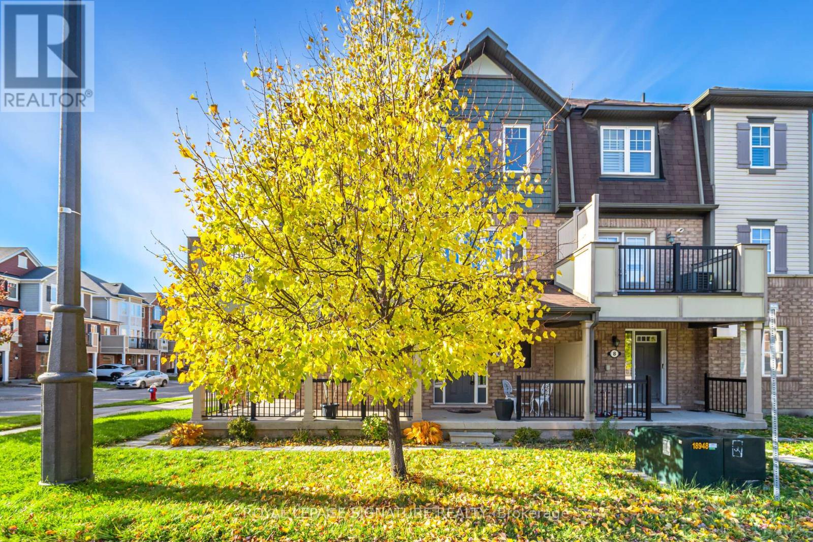 6 Baby Pointe Trail, Brampton (Northwest Brampton), Ontario  L7A 0W1 - Photo 2 - W12507274