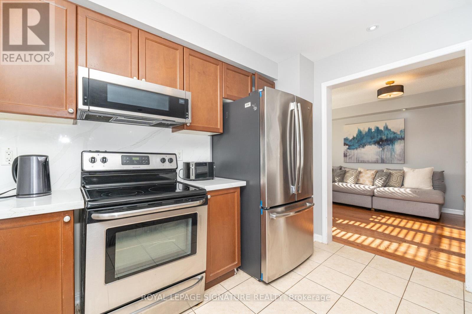 6 Baby Pointe Trail, Brampton (Northwest Brampton), Ontario  L7A 0W1 - Photo 16 - W12507274