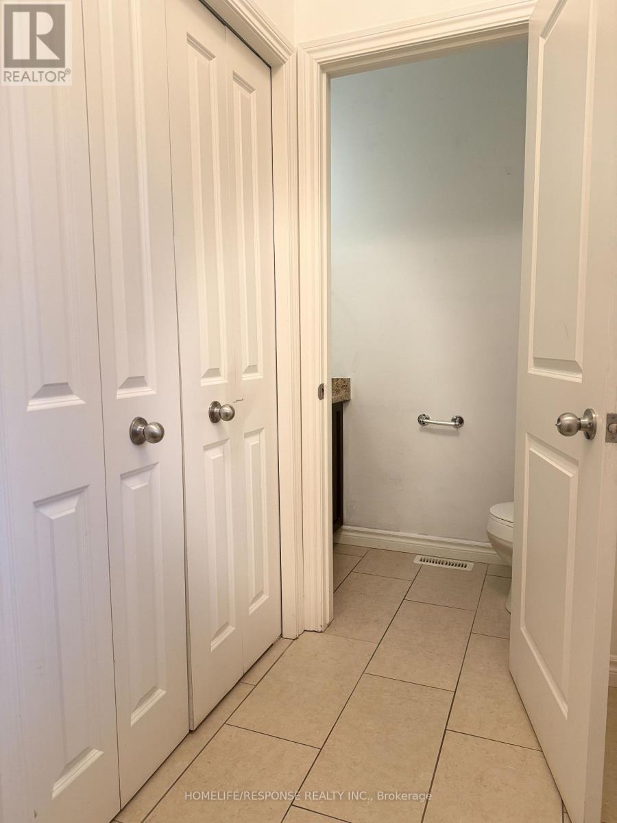 27 - 960 Bitterbush Crescent, London North (North M), Ontario  N6H 0G1 - Photo 10 - X12509554