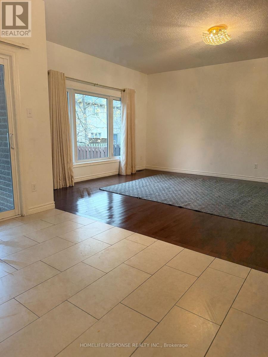 27 - 960 Bitterbush Crescent, London North (North M), Ontario  N6H 0G1 - Photo 8 - X12509554