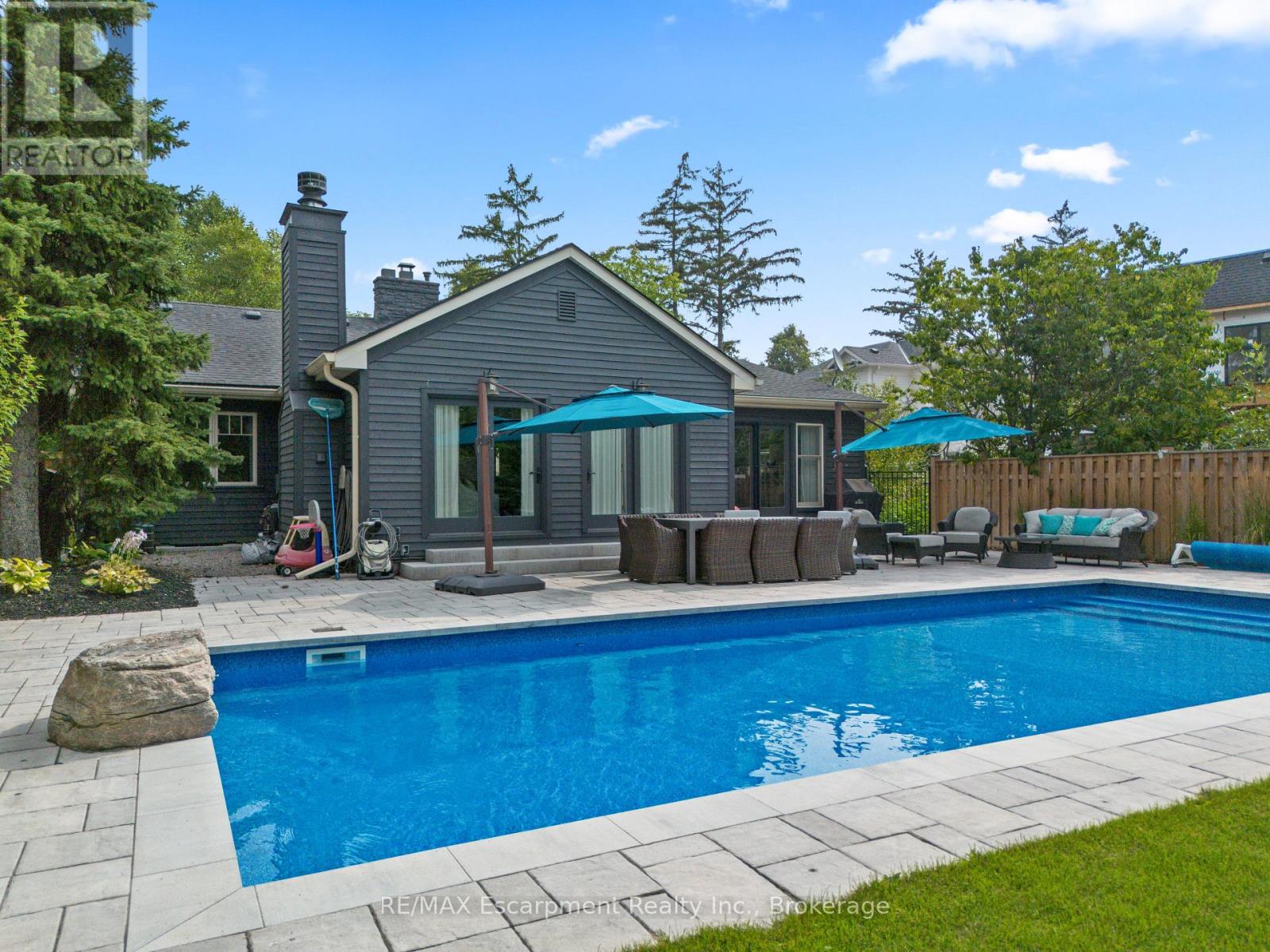 278 Carolyn Drive, Oakville, Ontario  L6K 3M6 - Photo 42 - W12513920