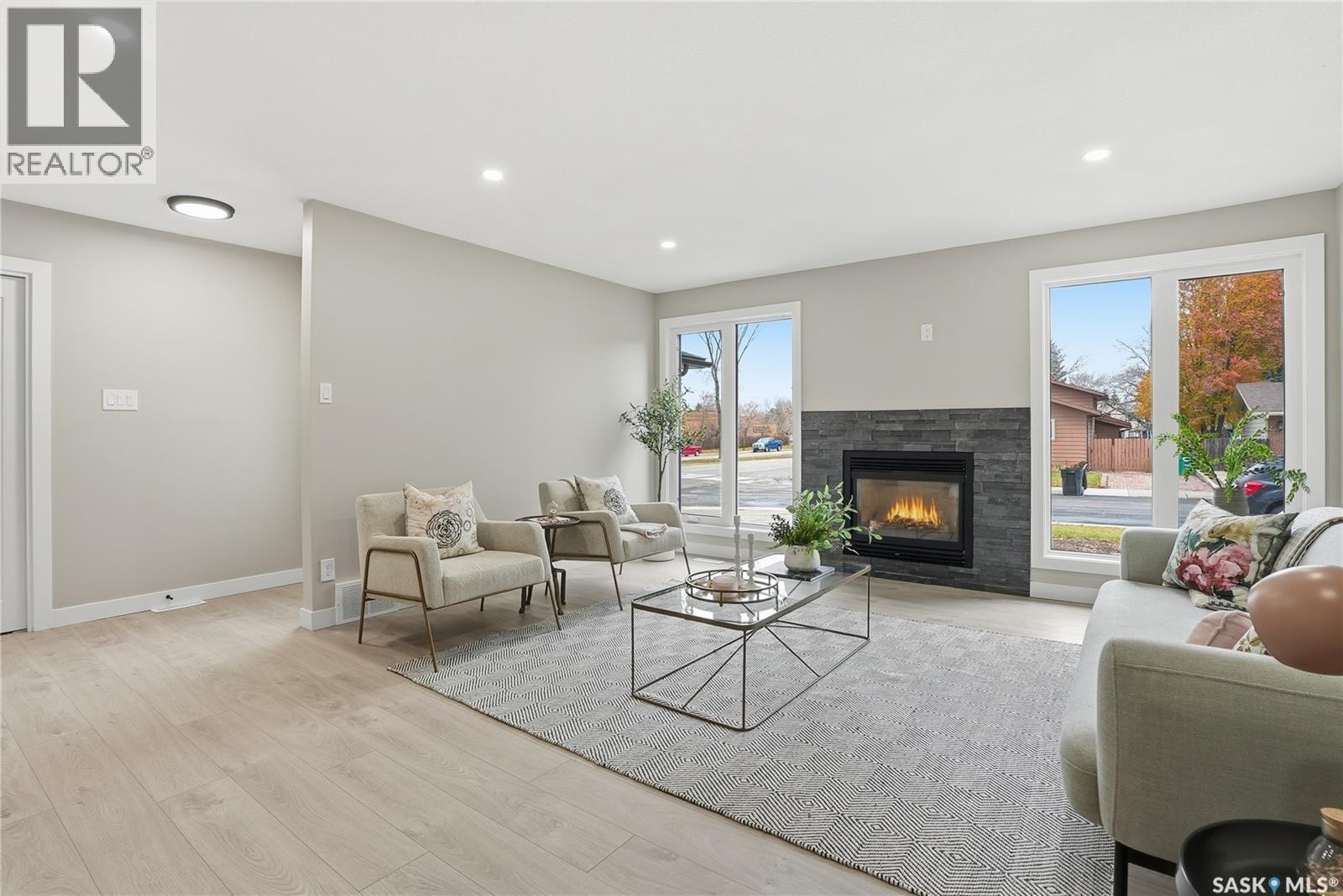 103 Cypress Court, Saskatoon, Saskatchewan  S7K 5C3 - Photo 5 - SK022538