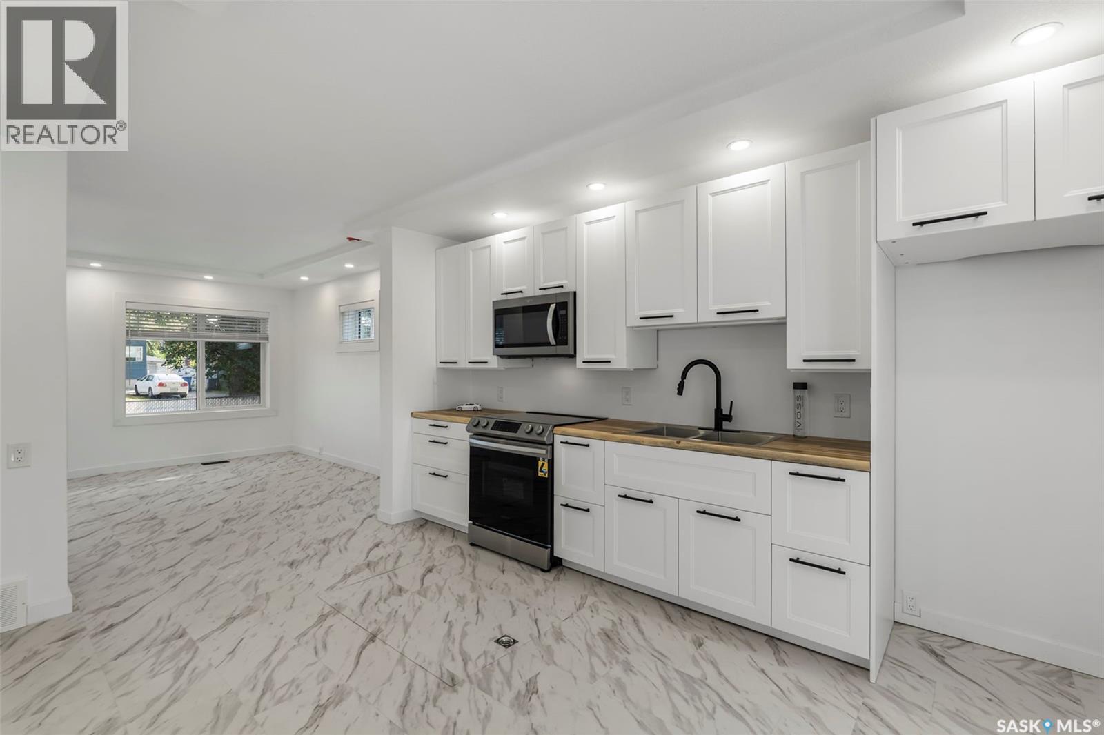 117 U Avenue S, Saskatoon, Saskatchewan  S7M 3B9 - Photo 3 - SK022526