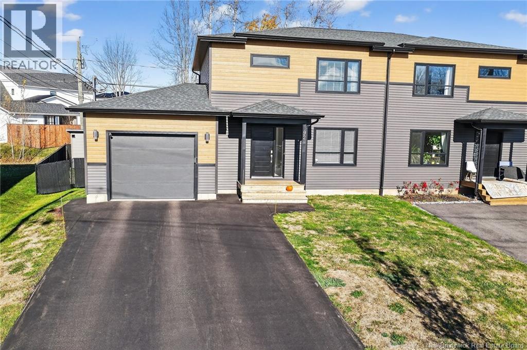 92 Timandra, Moncton, New Brunswick  E1G 5Y4 - Photo 1 - NB129758