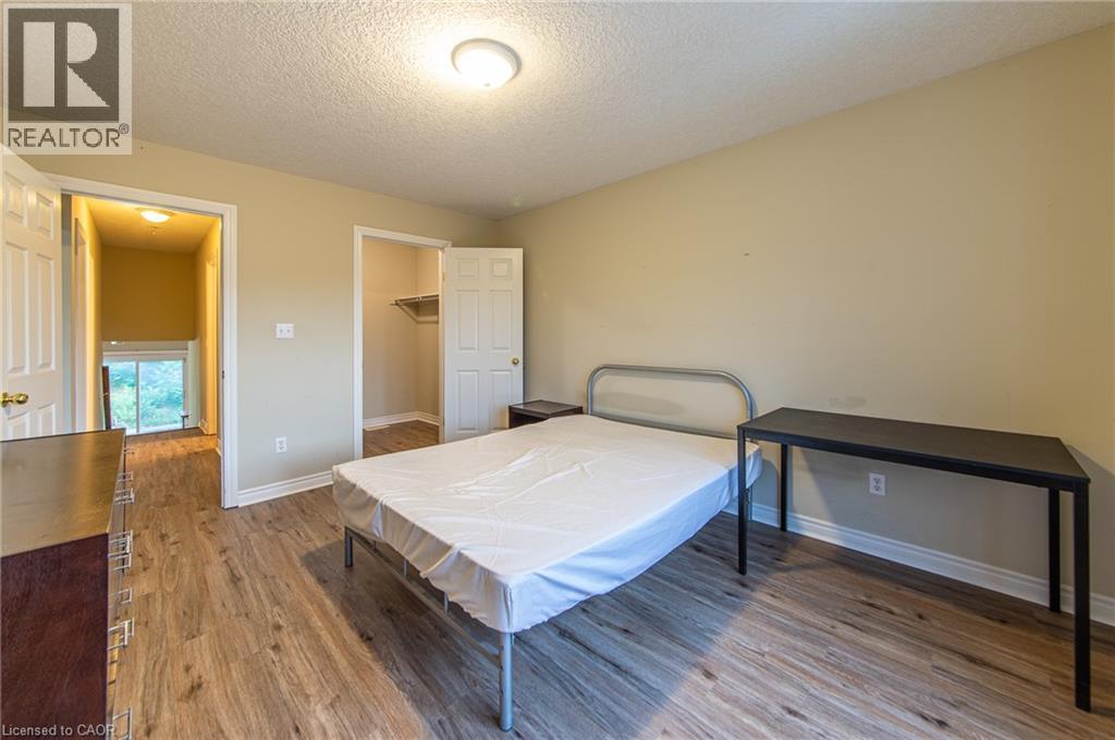 216 Buttercup Court, Waterloo, Ontario N2V 2W8 - Photo 13 - 40786082