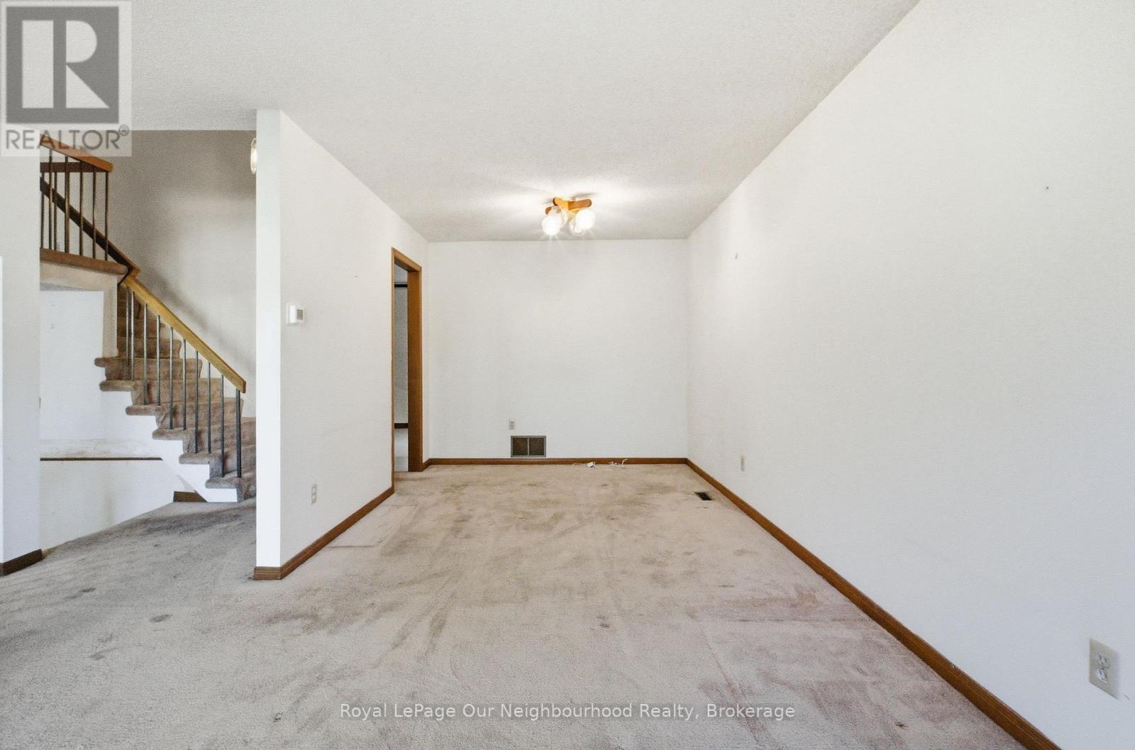 39 Evergreen Drive, Whitby, Ontario L1N 6S6 - Photo 10 - E12516652