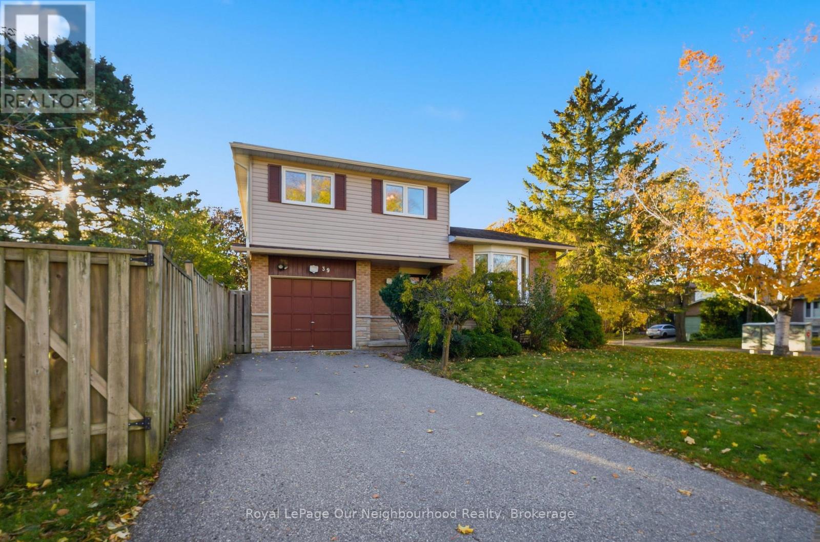 39 Evergreen Drive, Whitby, Ontario L1N 6S6 - Photo 2 - E12516652