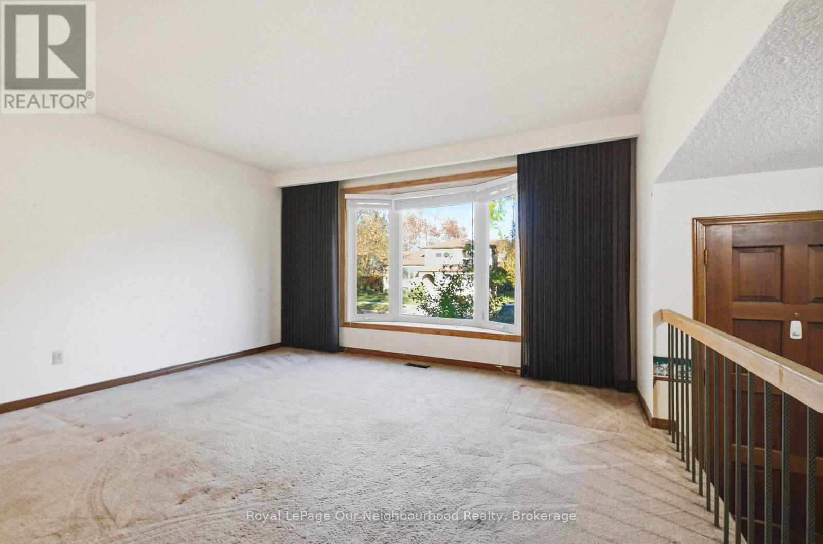 39 Evergreen Drive, Whitby, Ontario L1N 6S6 - Photo 7 - E12516652