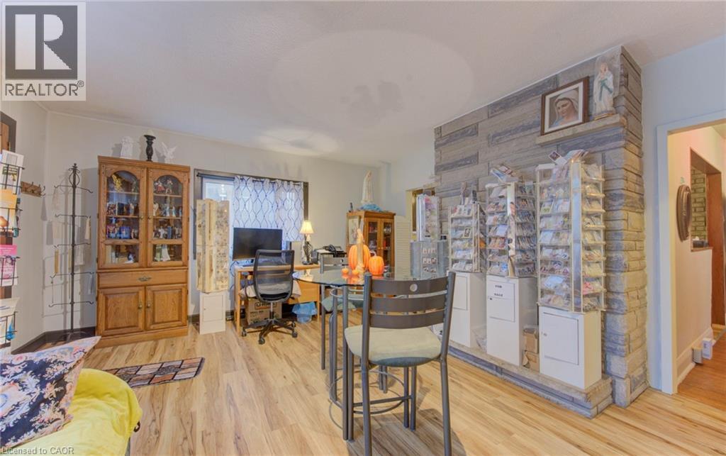 215 Lancaster Street W, Kitchener, Ontario N2H 4T9 - Photo 7 - 40779145