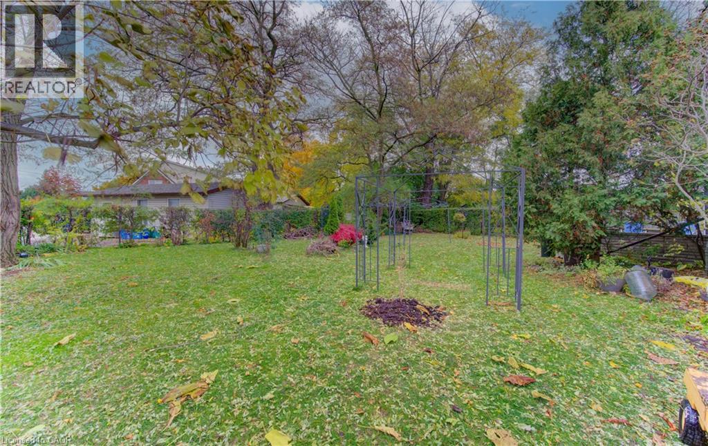 215 Lancaster Street W, Kitchener, Ontario N2H 4T9 - Photo 32 - 40779145