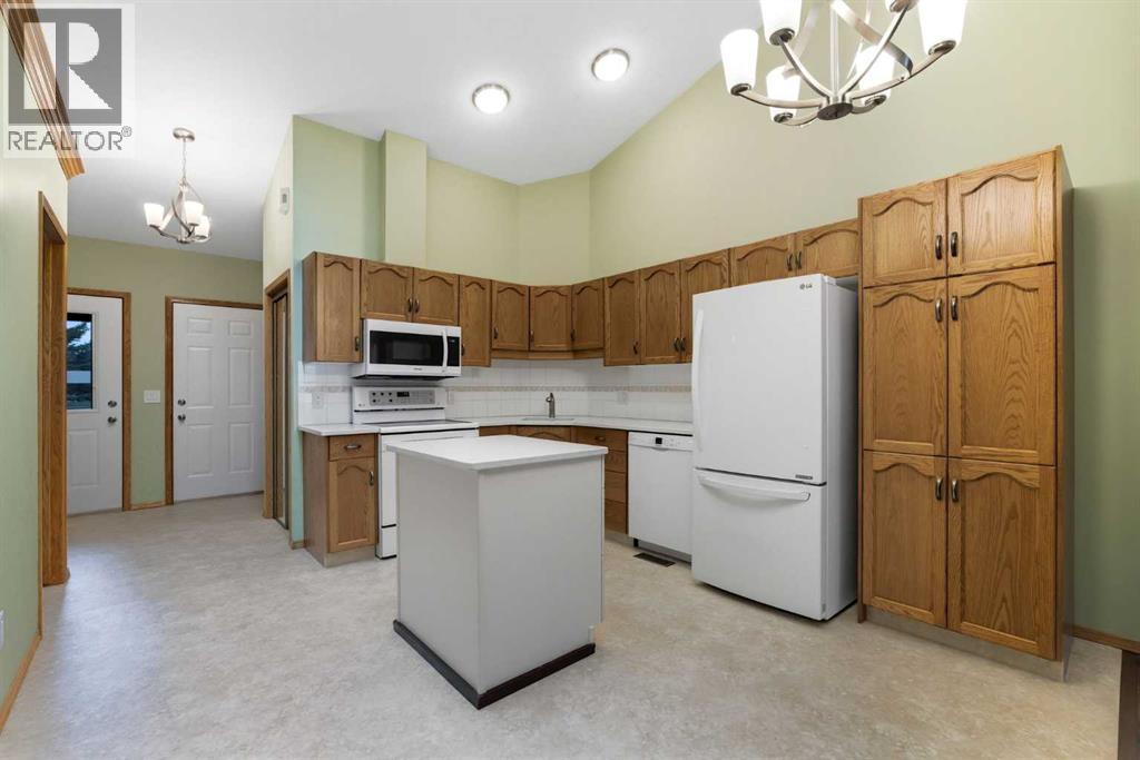 30, 1008 Woodside Way Nw, Airdrie, Alberta  T4B 2T7 - Photo 9 - A2256306