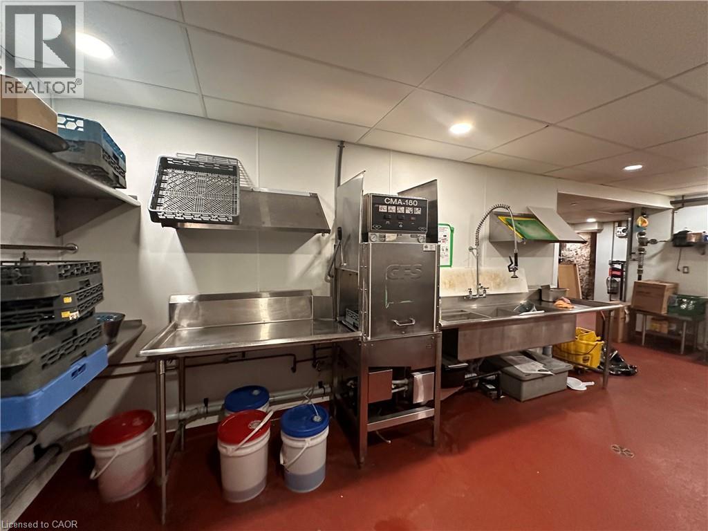 33 Bowen Street, Hamilton, Ontario L8N 3Y6 - Photo 13 - 40785766