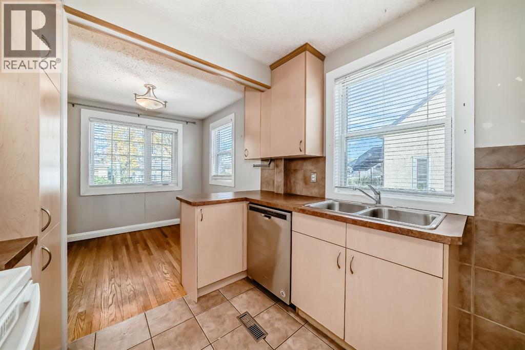 319 11 Avenue Ne, Calgary, Alberta  T2E 0Z2 - Photo 10 - A2263388