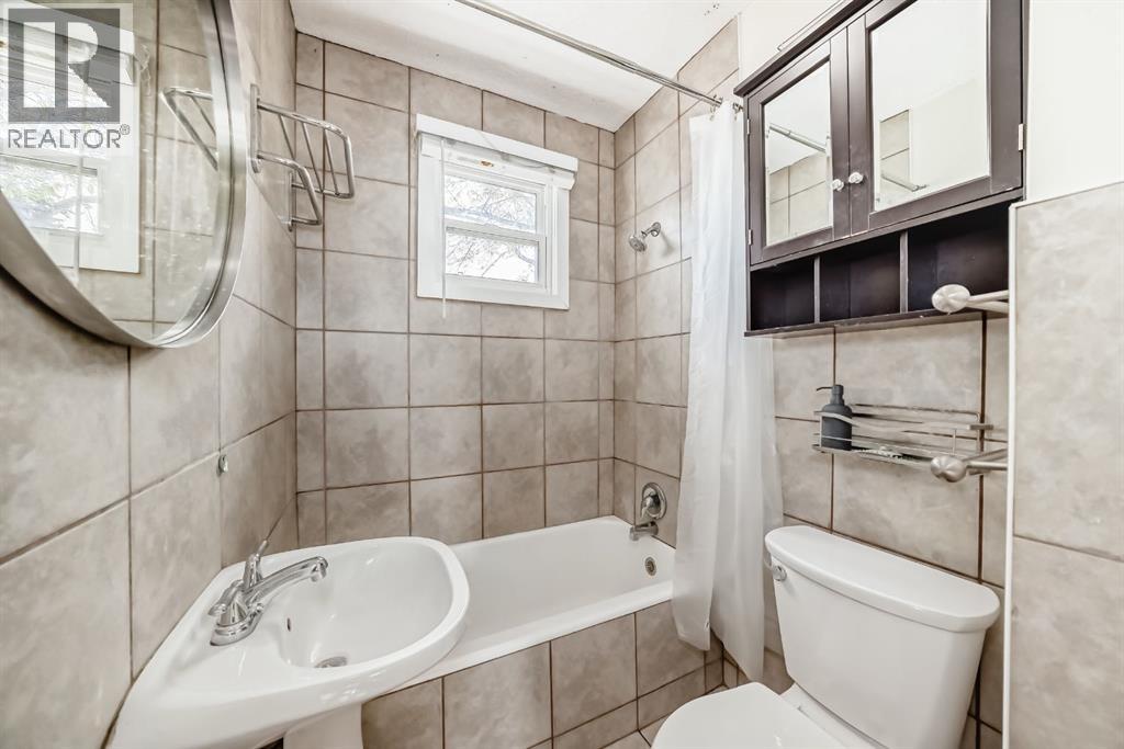 319 11 Avenue Ne, Calgary, Alberta  T2E 0Z2 - Photo 24 - A2263388