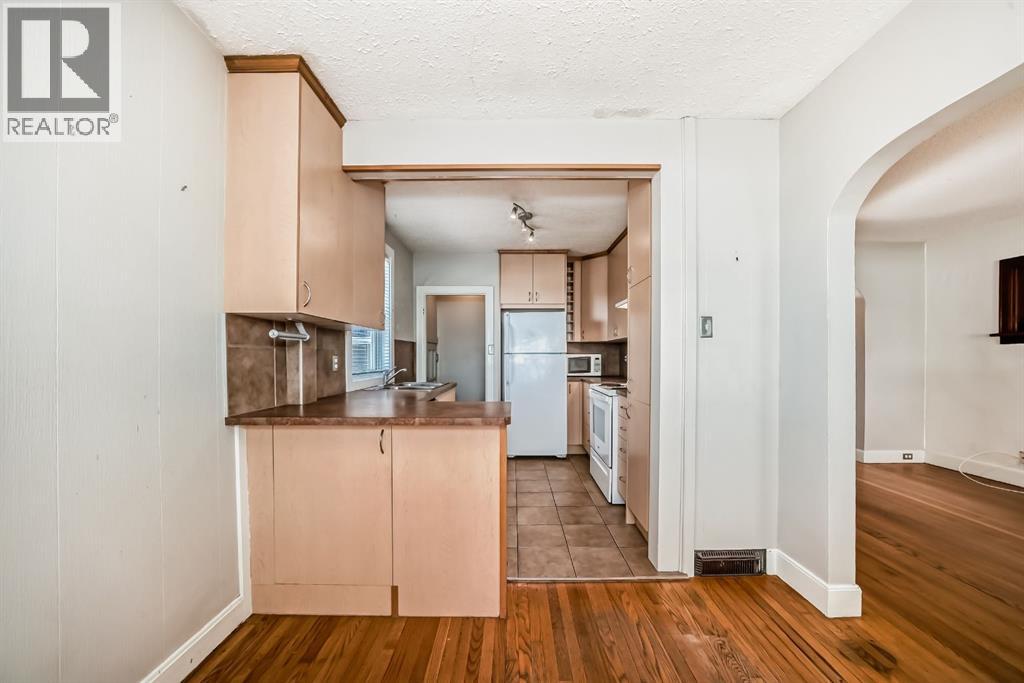 319 11 Avenue Ne, Calgary, Alberta  T2E 0Z2 - Photo 5 - A2263388